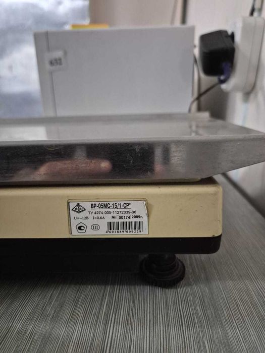 весы торговые электронные, б/у