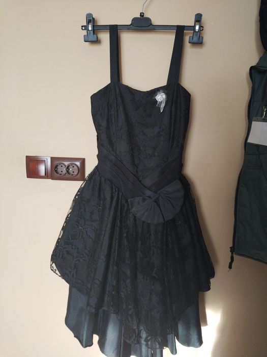 Rochie de ocazie/elegantă neagră  cu accesorii
