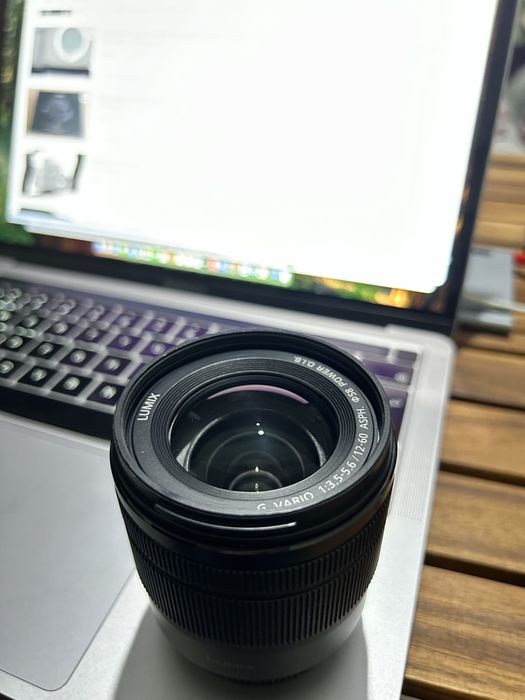 От lumix gh5 Vario 12-60mm f/3.5-5.6 ASPH POWER O.I.S.