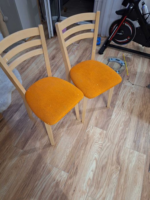 Трапезни столове