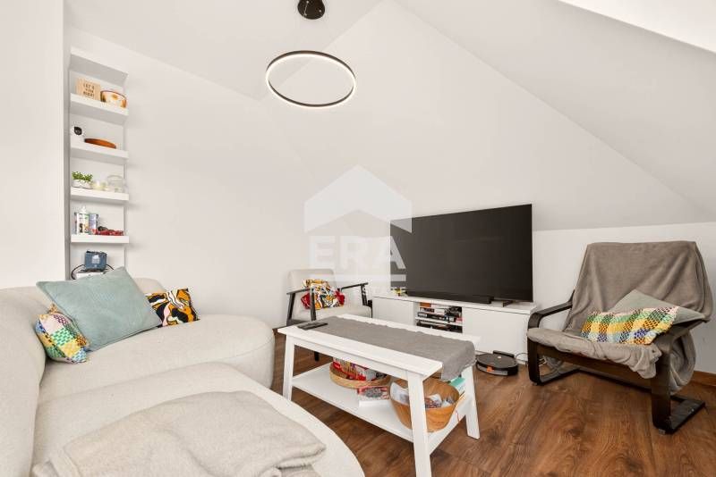 Продава се Тристаен апартамент в Варна, Лятно кино Тракия - 95 кв.м за 1737 €/кв.м - Снимка #4