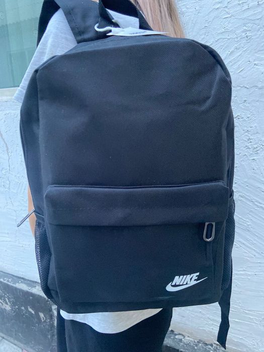 Рюкзаки,барсетки