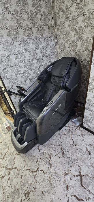 Массажный кресло Powergym G7 сатылады. 12 түрли массажы бар.