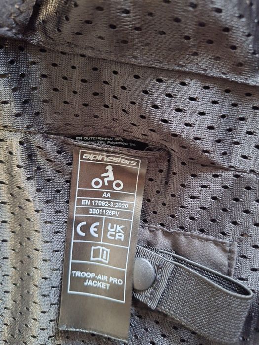 Яке Alpinestars troop pro