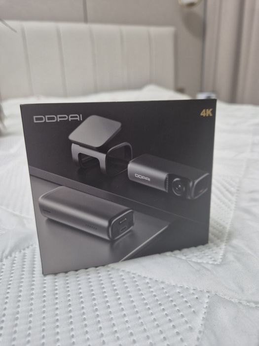 Продам видеорегистратор DDPAI Dash Cam Mini 5
