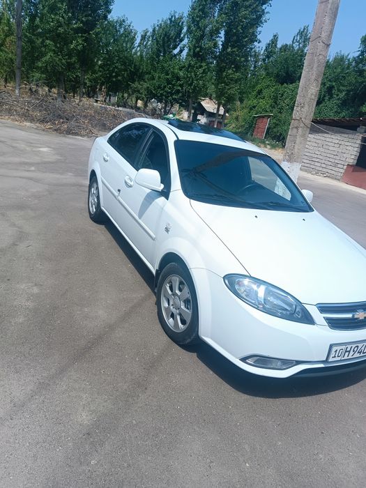 Jentra elegant plus sotiladi metan baloni  bilan narhini kelishiladi