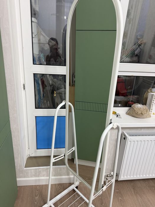 Зеркало на колёсах