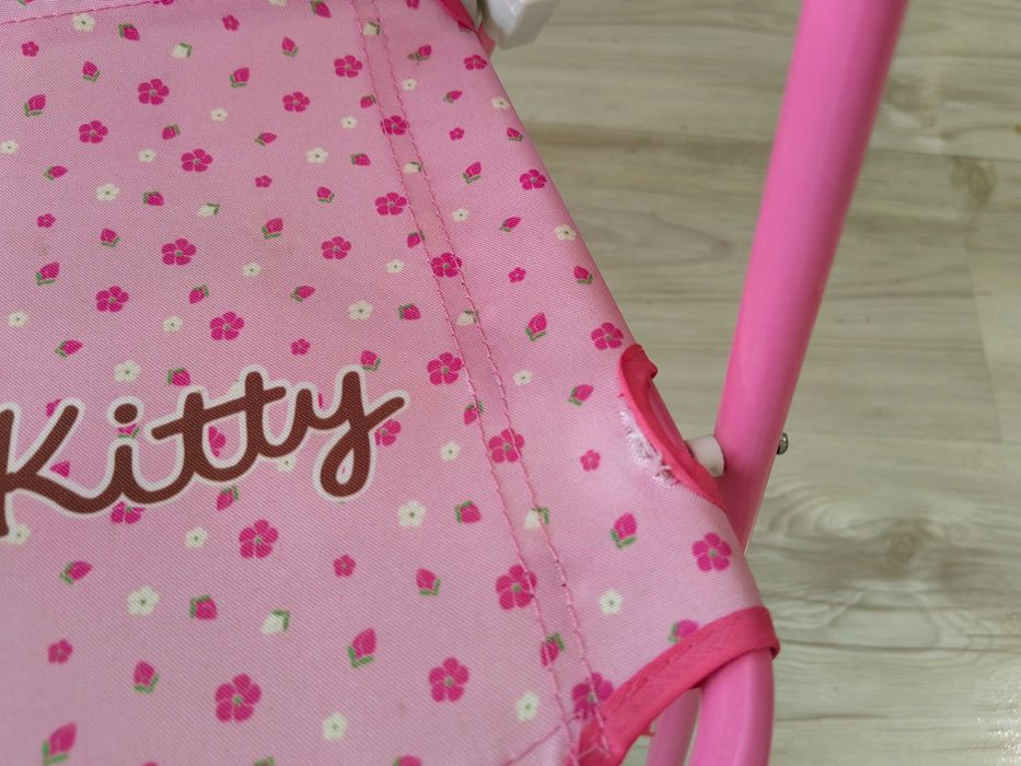 Детско столче Hello Kitty