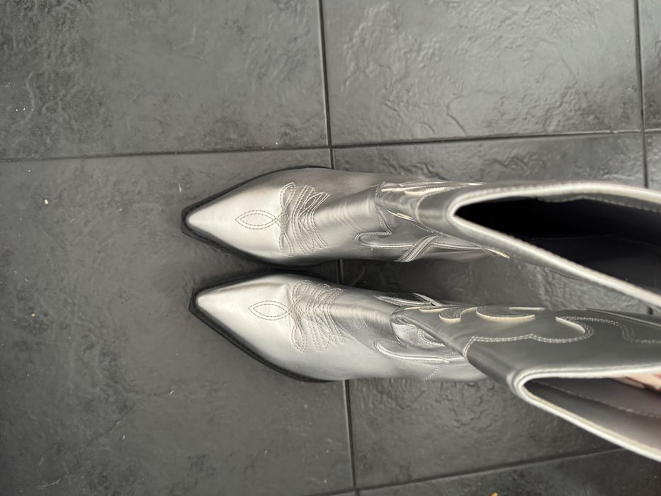 Каубойски ботуши