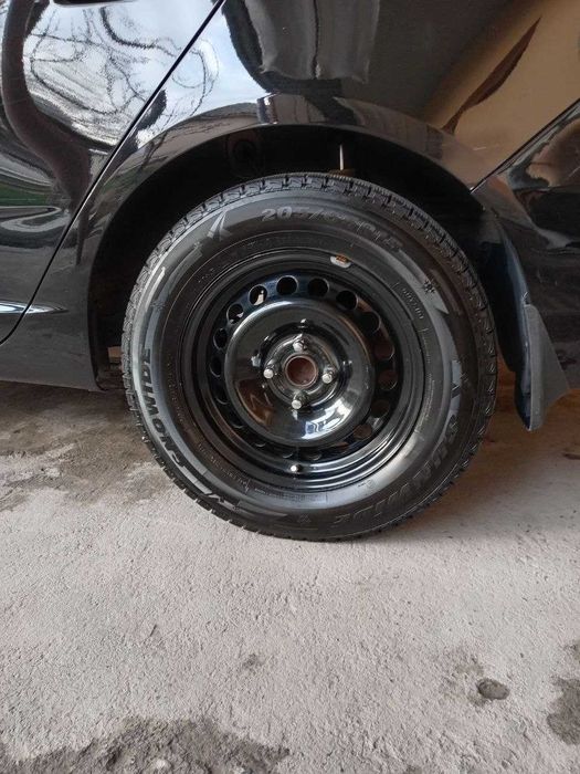 Продаются диски с шинами