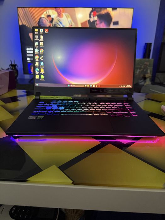 Vand laptop gaming rog strix