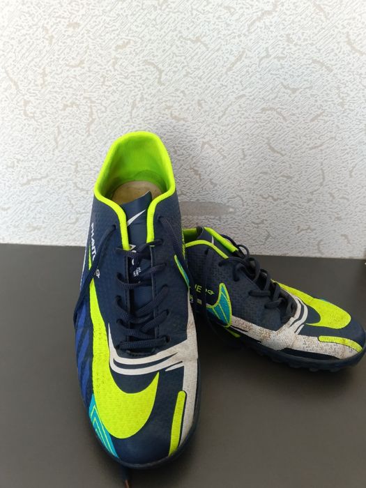 Nike Phantom сороконожки