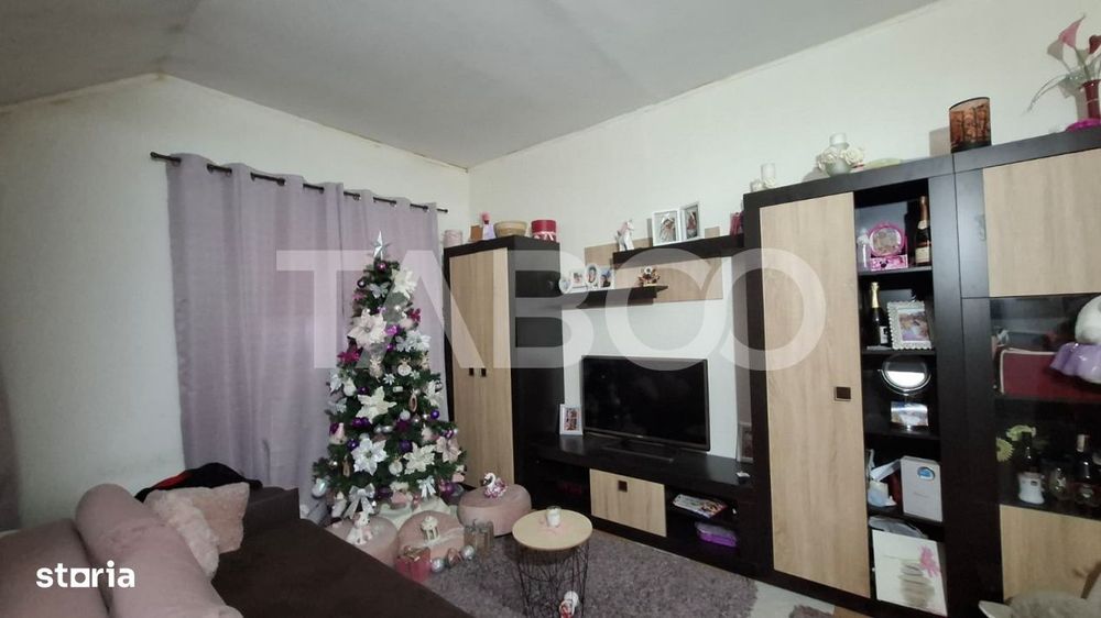 Apartament la casa de vanzare 4 camere 2 bai 118 mp Slimbar Sibiu