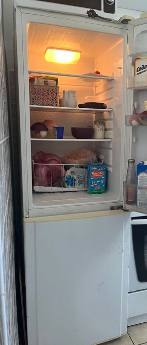 продам холодильник