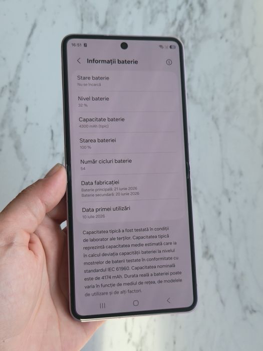Vand/Schimb Samsung Z Flip8 256gb