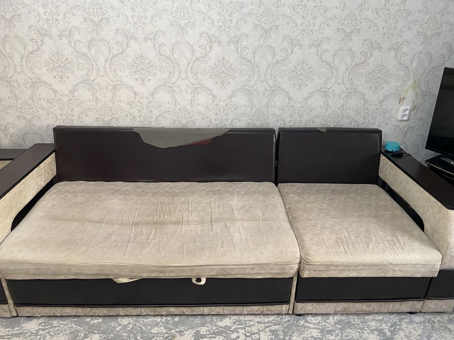 Продам б/у диван, в хорошем состоянии