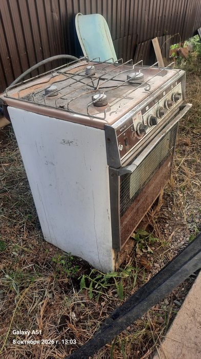 Отдам газовую плиту на металлолом