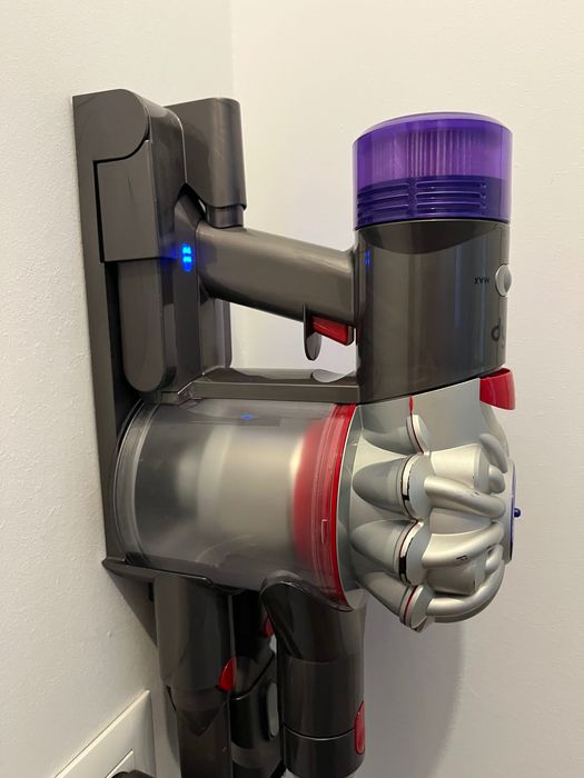 Aspirator Dyson V8