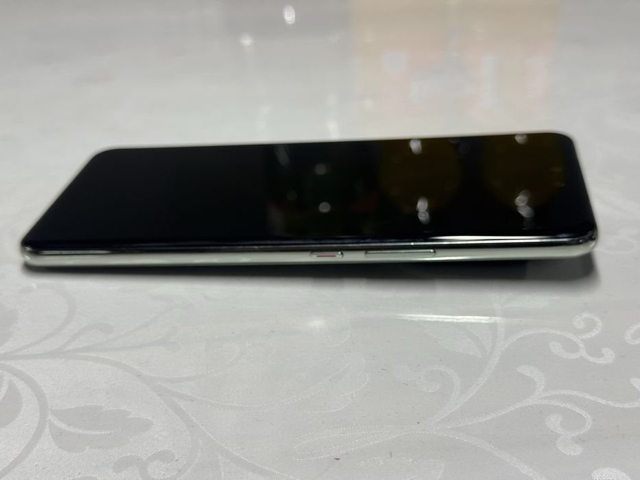 Huawei Nova 13 pro 512GB