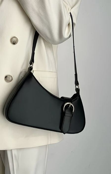 Стильная чёрная сумка