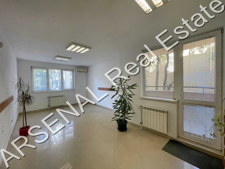 Дава се под наем Офис в София, Лозенец - 265 кв.м за 1500 € - Снимка #5