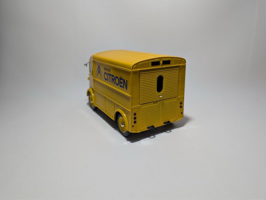 Macheta Solido 1:18, 1962 Citroen HY