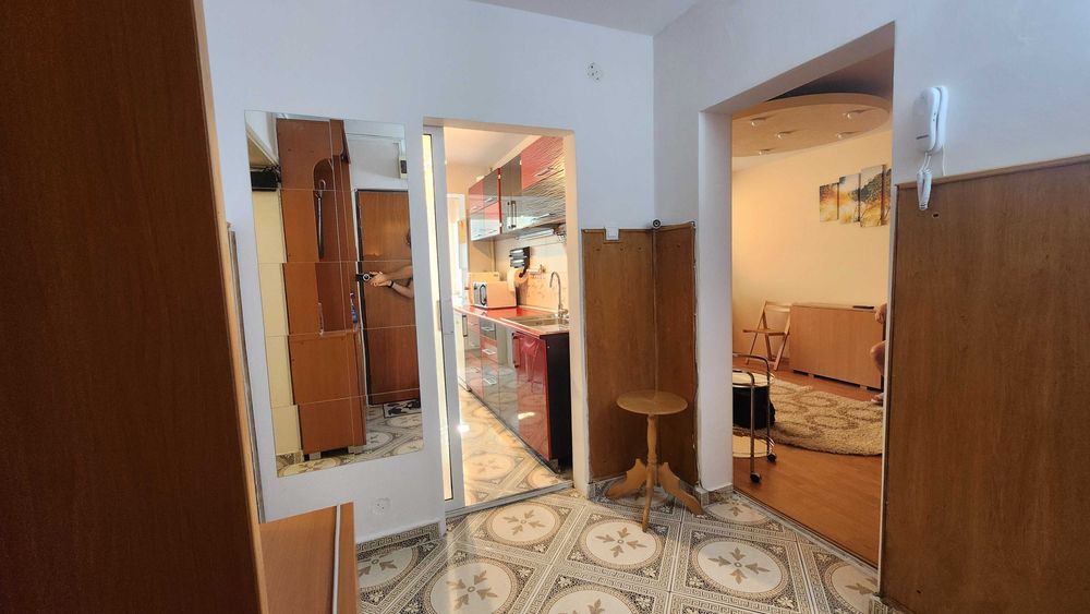 Inchiriez apartament 3 camere zona Park Lake