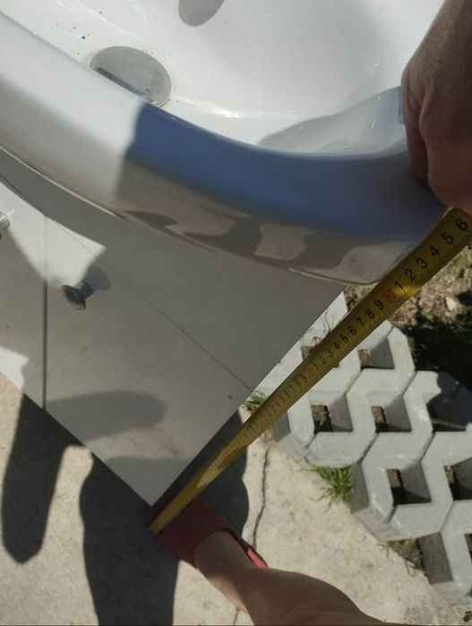 Chiuveta de baie cu masca in stare acceptabila