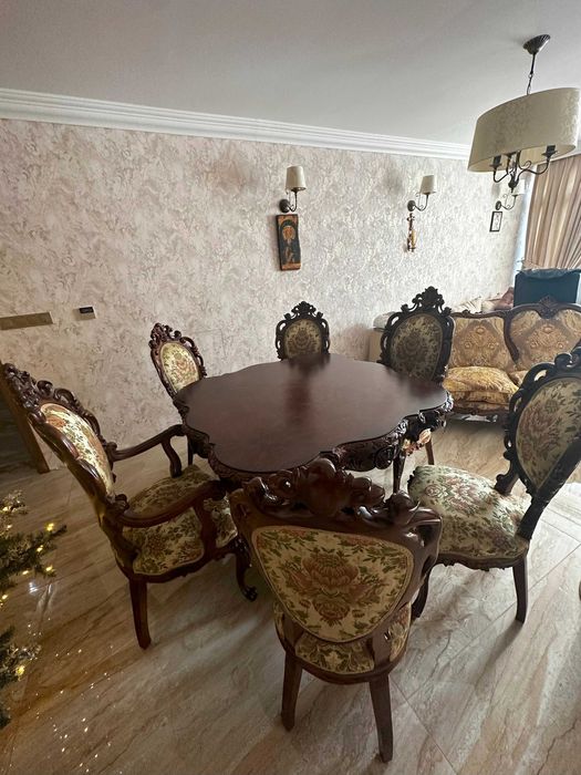 Трапезна барокова маса