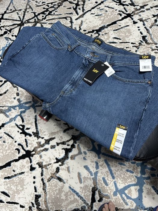 Джинсы Lee legendary regular fit.36/32