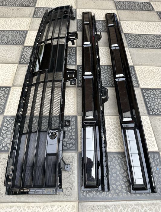 Решетка  радиатора Сантафе 2025 оригинал