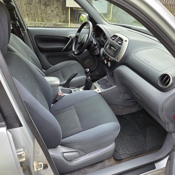 Toyota RAV4 2.0 Disel