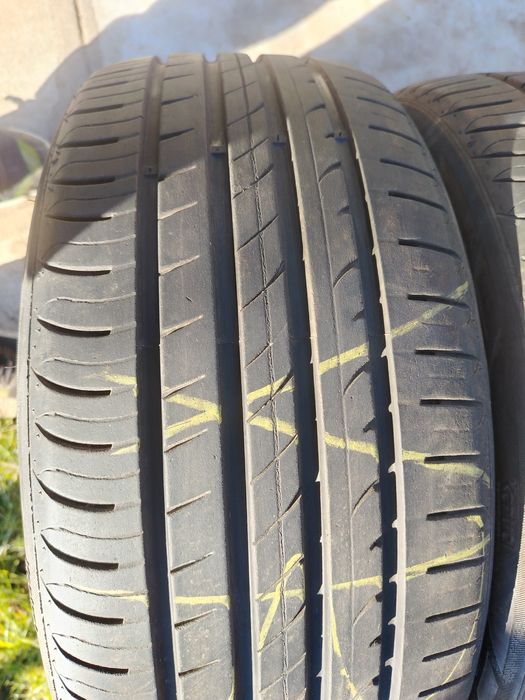 Гуми два броя 225/45/17
