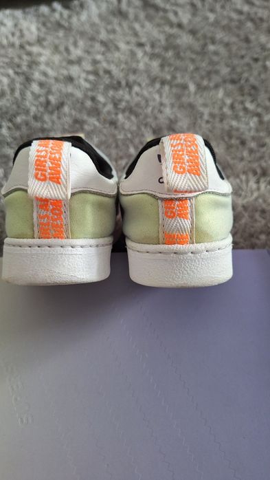 Adidasi Superstar fete marimea 22