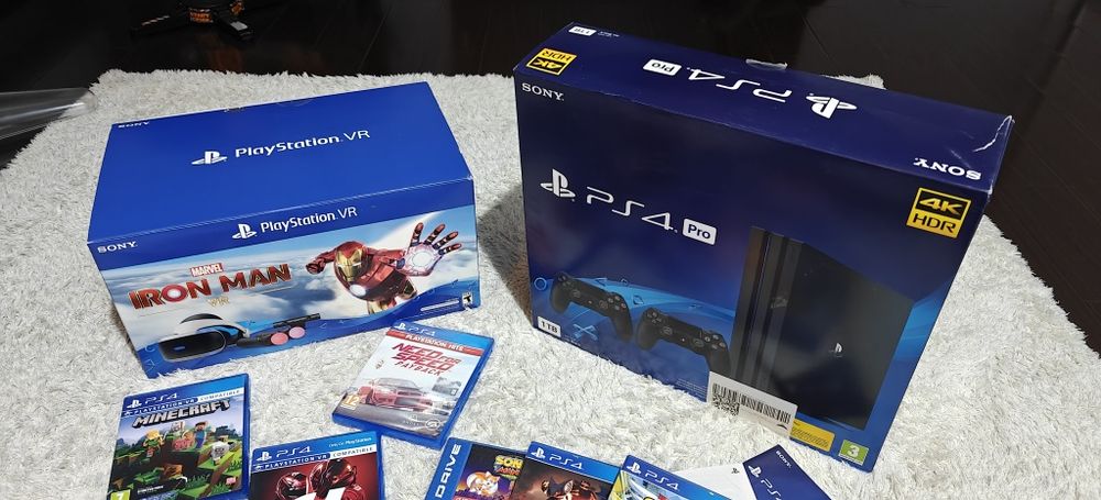 Pachet PS4 Pro edition+ PlayStation VR+9 jocuri