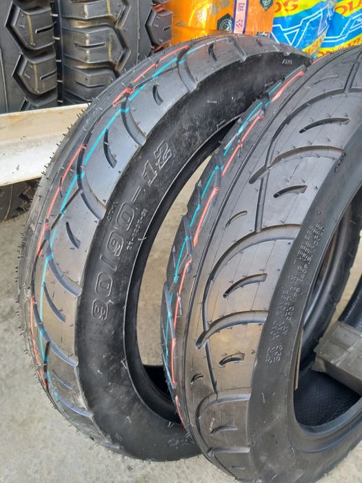 Продаётся пакрышки-шины для Электра  скутеров НОВЫЙ