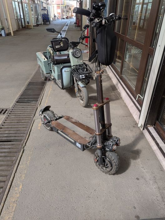 Продам мощный электросамокат