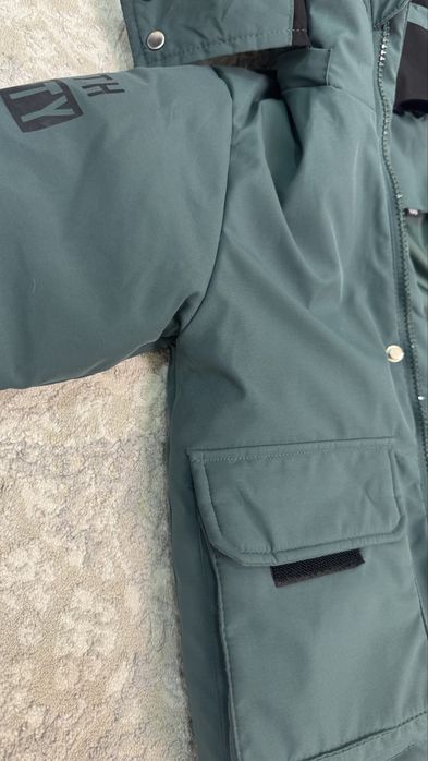 Продается куртка комбинезон