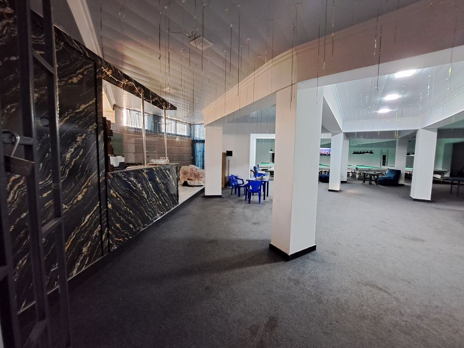 Билиард стол Сотилади