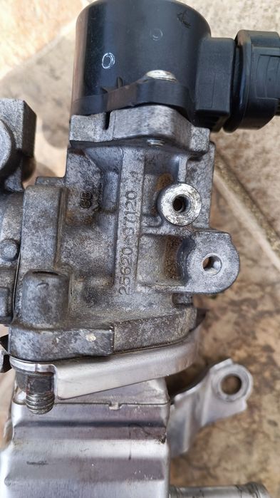 EGR клапан за Тойота Приус 30