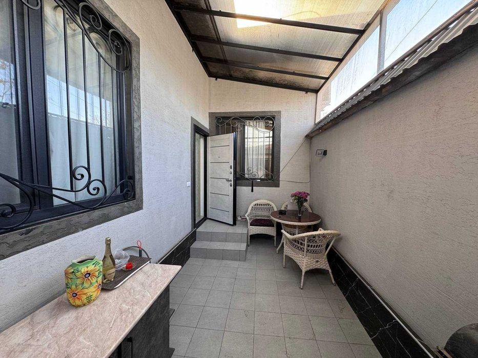 Новый коттедж на ул. Сайрам 1 сотка 3 комнаты, мебель + техника=