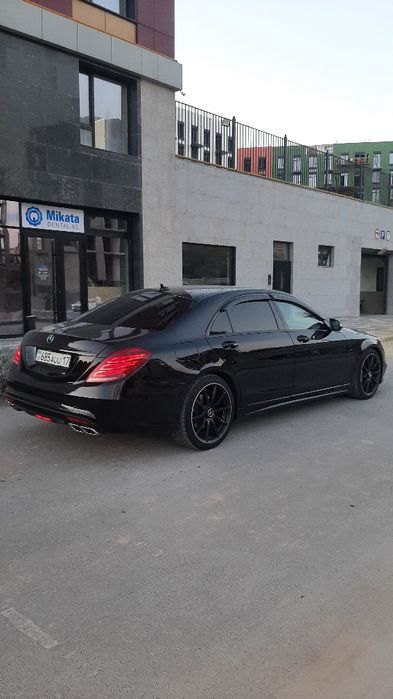 Mercedes S Class w222.