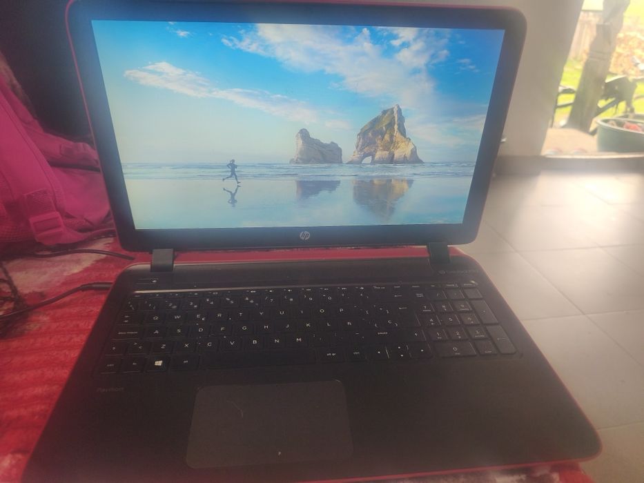 hp pavilion 15 second hand si noi de vanzare • Anunturi • OLX.ro