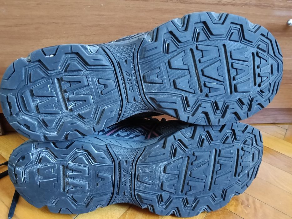 Оригинален Asics Gel номер 45