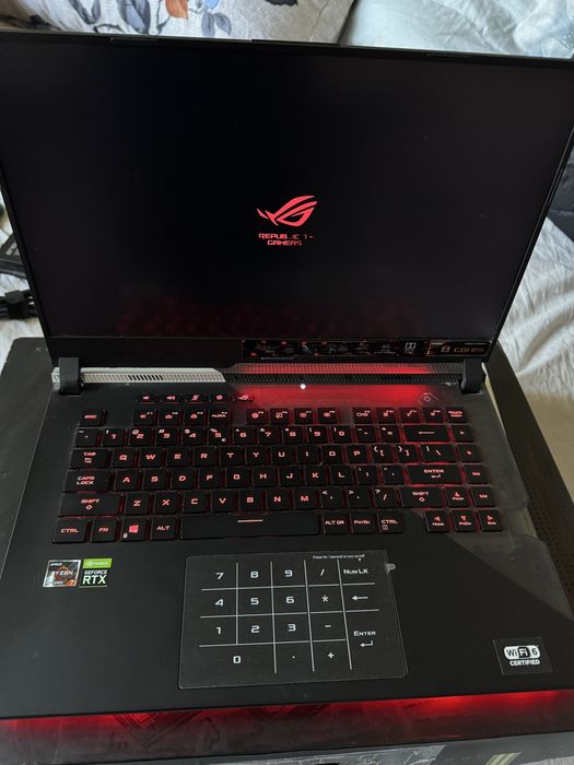 Laptop Gaming Asus Rog Strix Scar