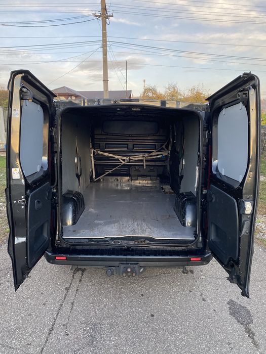 Inchiriez duba cu sofer / transport marfa / ploiesti bucuresti