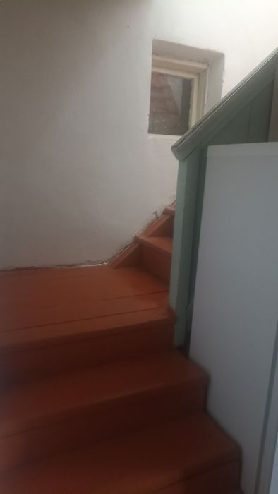 Тез арада үй сатылады