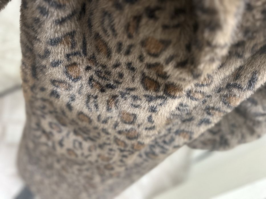 Шуба стильная тигровая