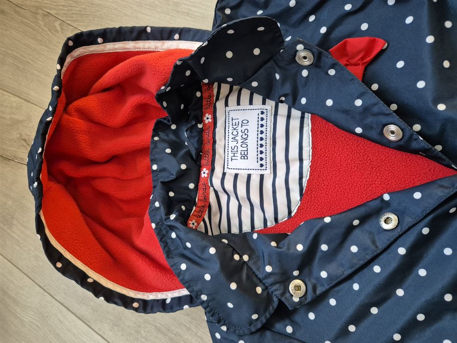 Яке за момиче - Пролет/Есен