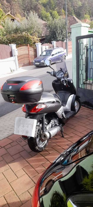 Yamaha X- city 250 – 2016 – 8.200 km – Stare excelentă
